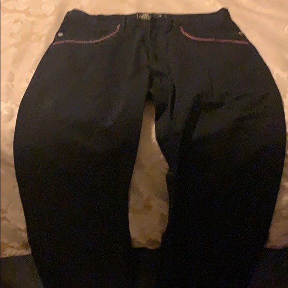 Akademiks jeans - Picture 1 of 3